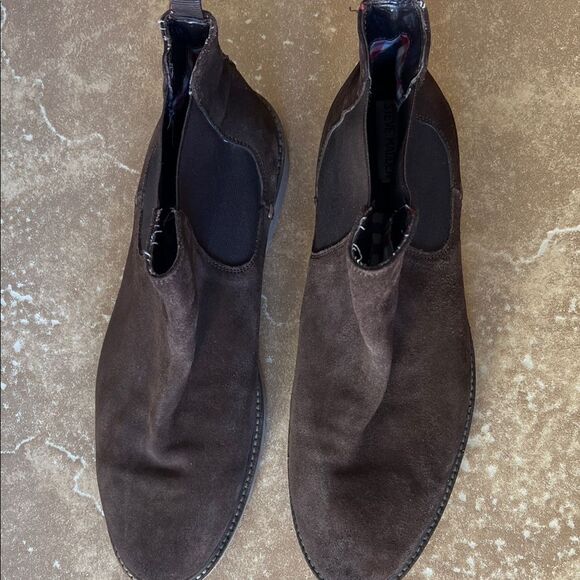 Steve Madden Brown Suede Chelsea Boots - Picture 3 of 9
